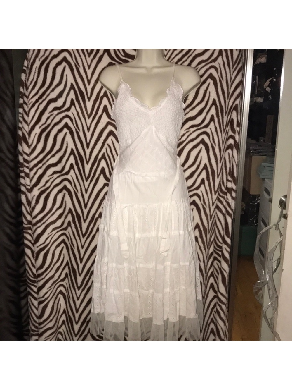 Connected Apparel Vintage White Lace Tiered Slip Dress size medium